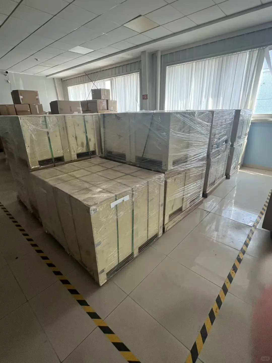 沈阳大型矿山机械送法兰克福！33天稳运送达