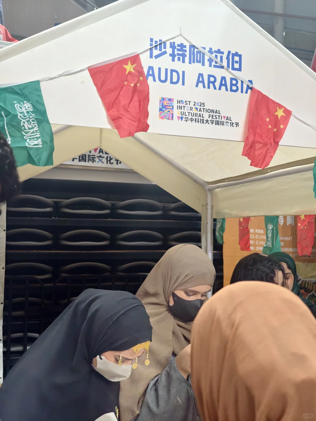 在武汉：一下午去了50多个国家