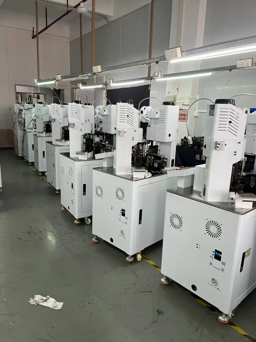 全自动双头端子机 骨折价，需要私?