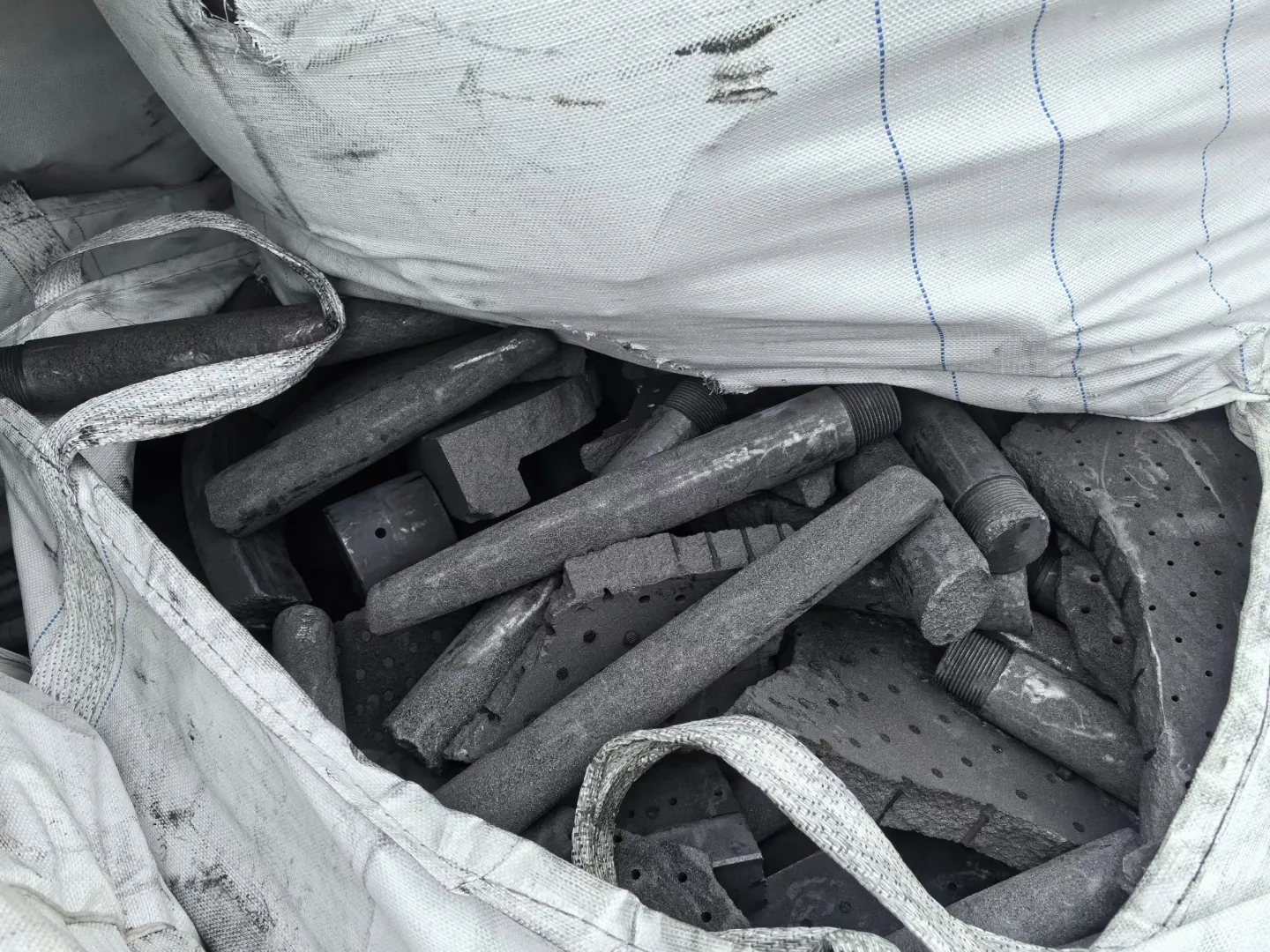 废旧石墨电极回收，石墨冷凝器回收