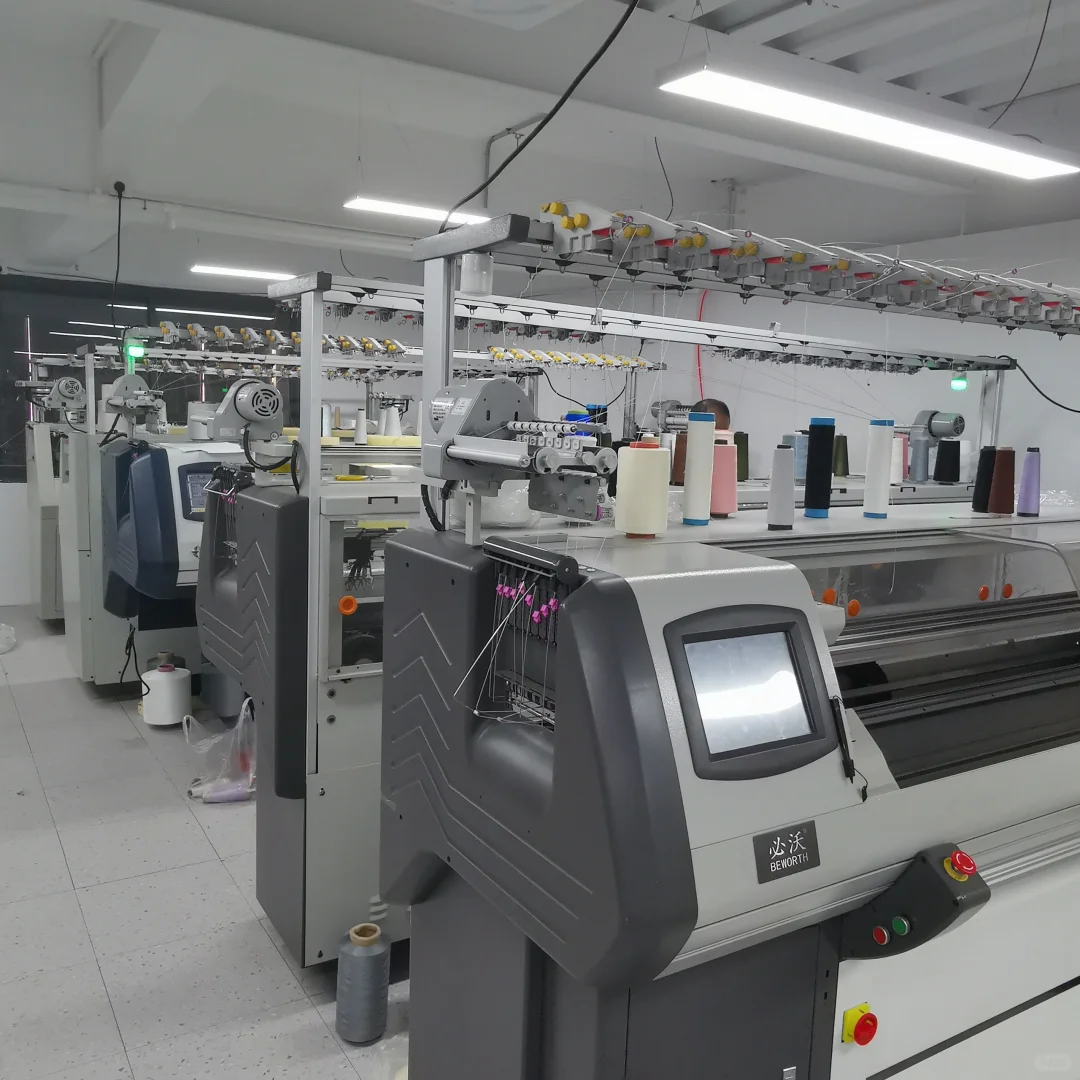 毛衣生产第一步…电脑机织片