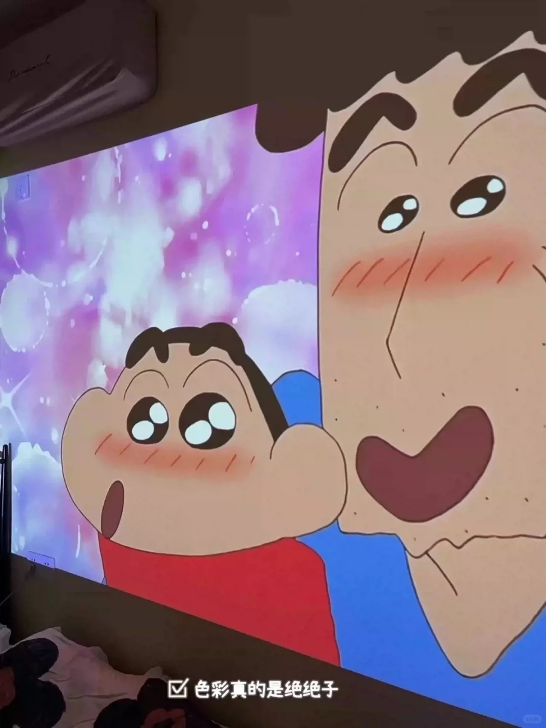 用投影仪代替电视吧！