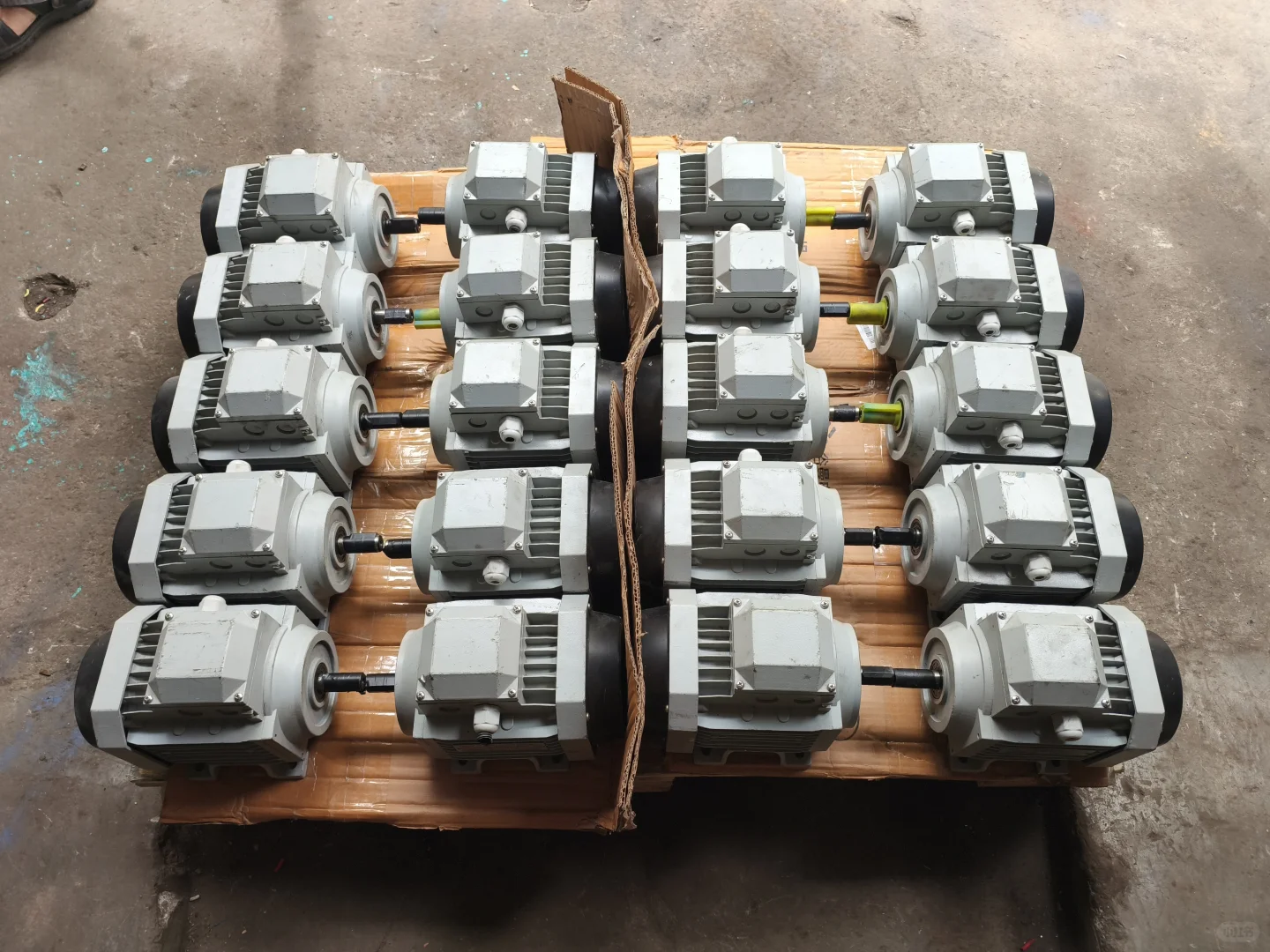 铝壳铜线三相小电机