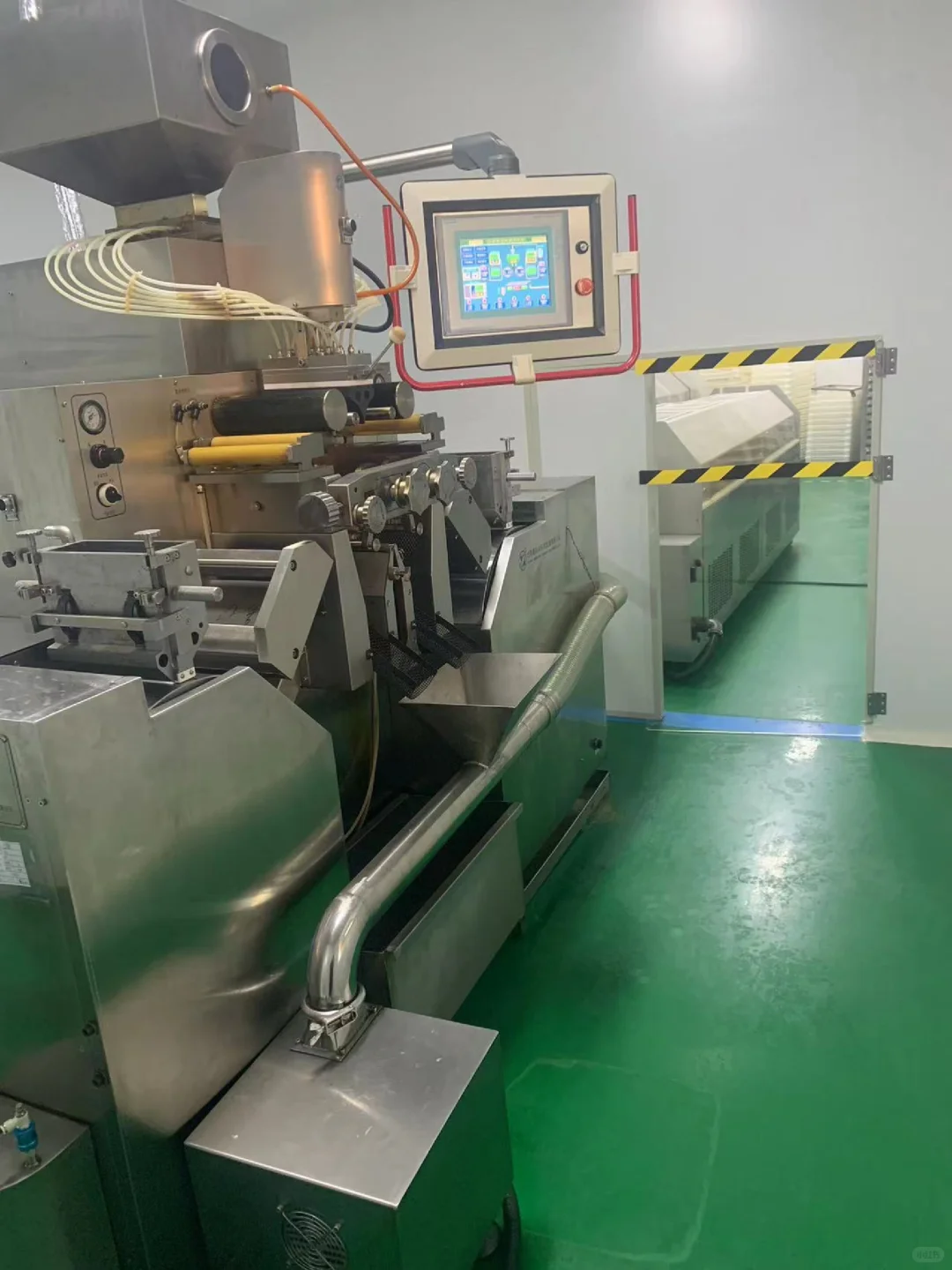 200软胶囊生产线