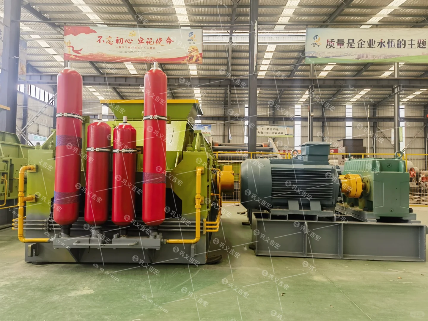 大型液压对辊破碎机厂家直供 专业矿山设备