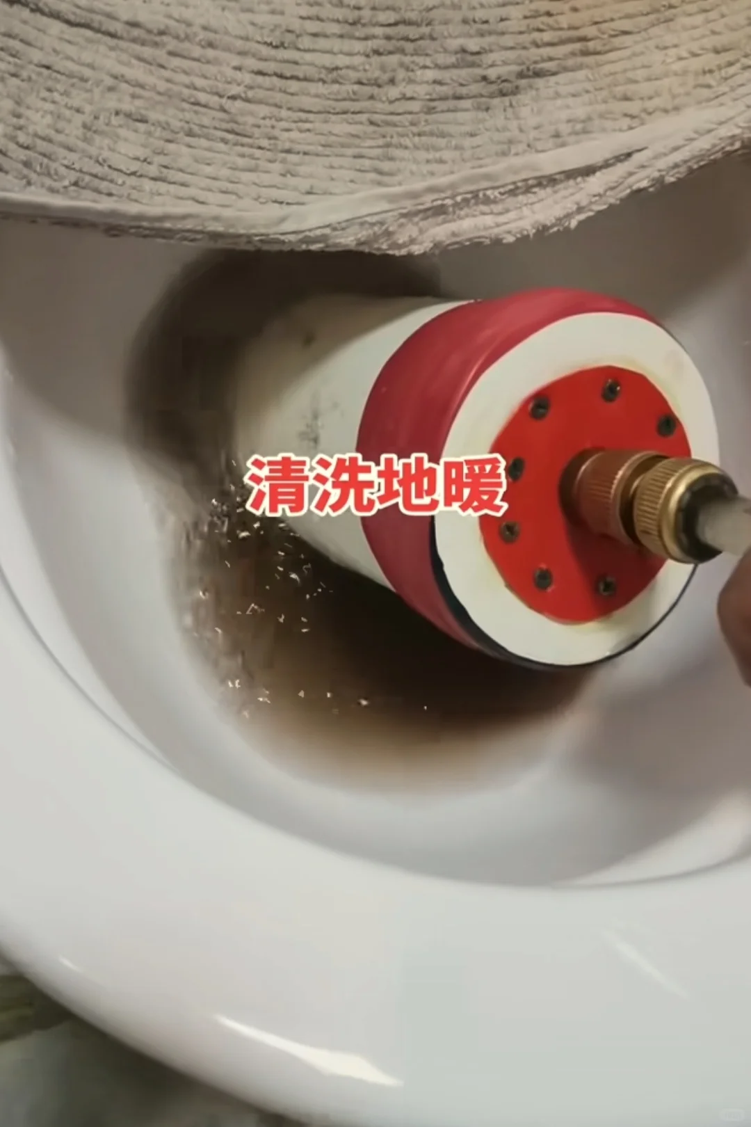 太原地暖清洗 暖气清洗维修 换暖气阀门漏水