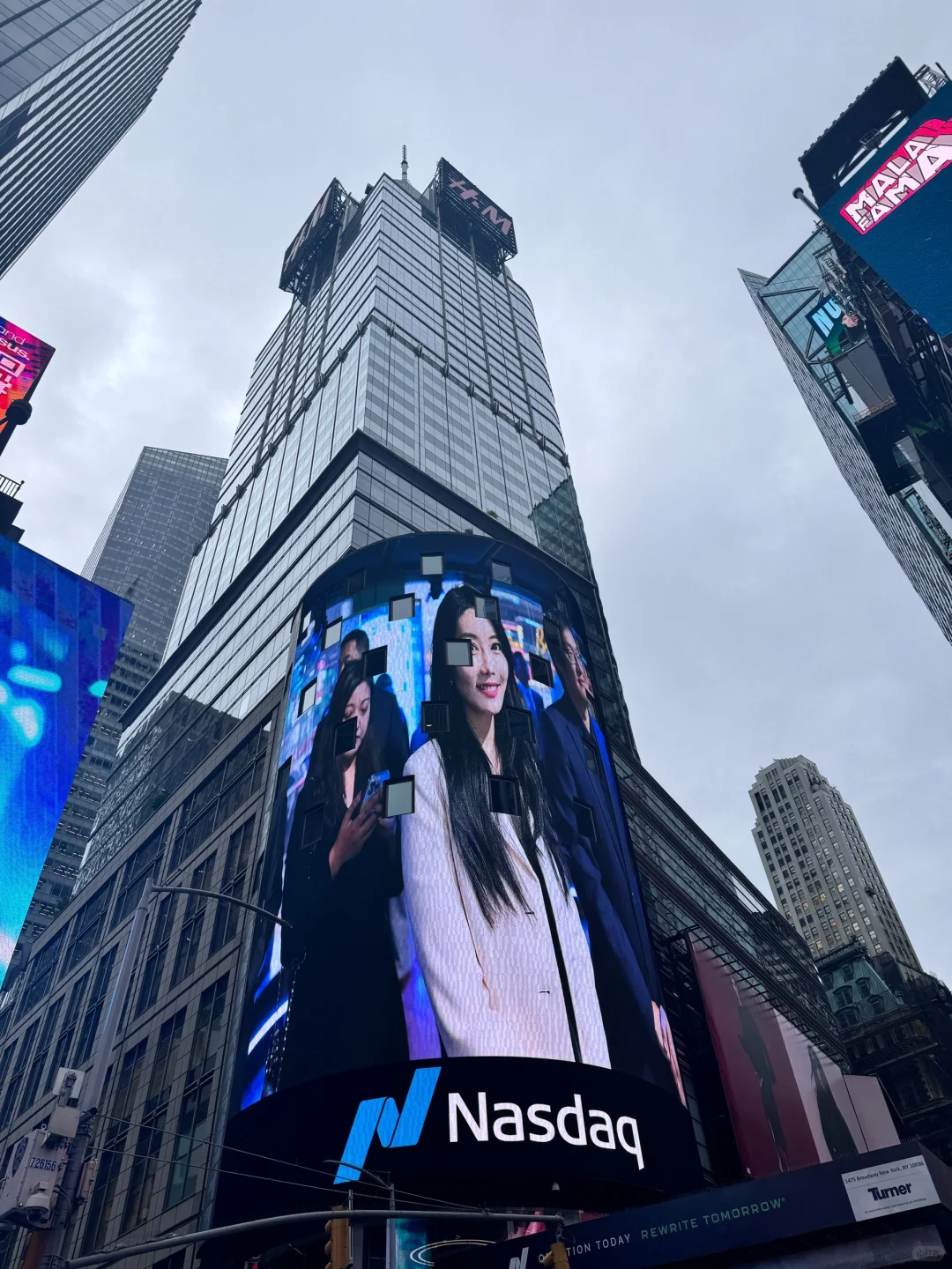 心愿达成?在纳斯达克上市敲钟啦