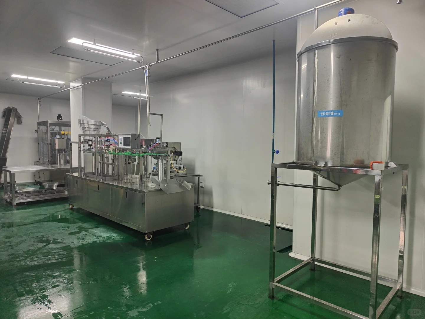 食品加工厂，使用1年，1350平，直接办证