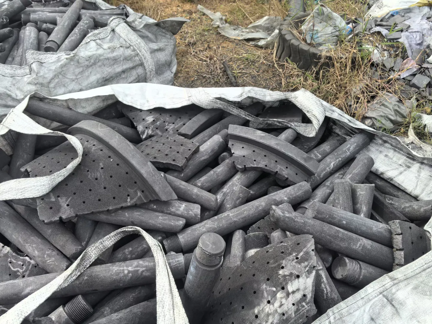 废旧石墨电极回收，石墨冷凝器回收