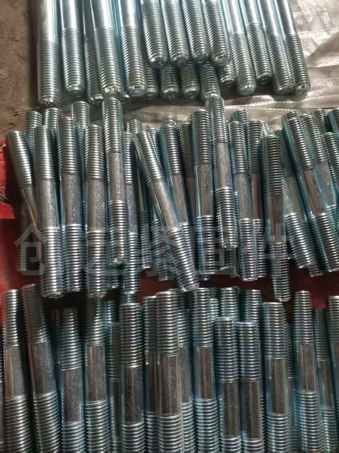 抗震双头螺栓A拉萨化工油田泵阀设备连接用