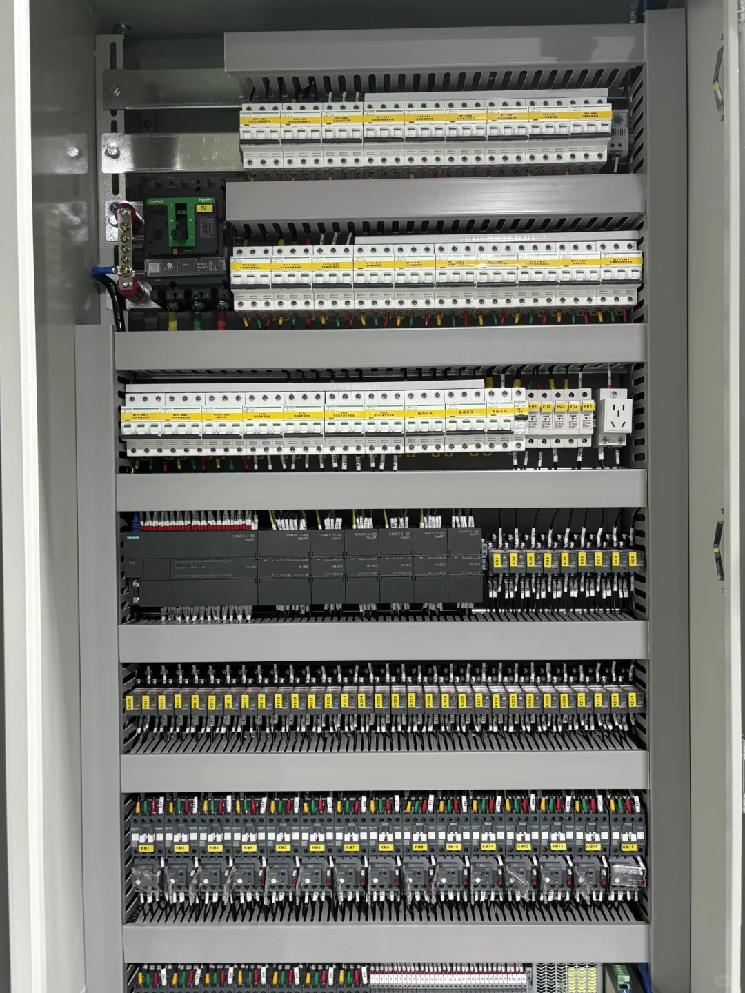 来聊一聊PLC控制柜