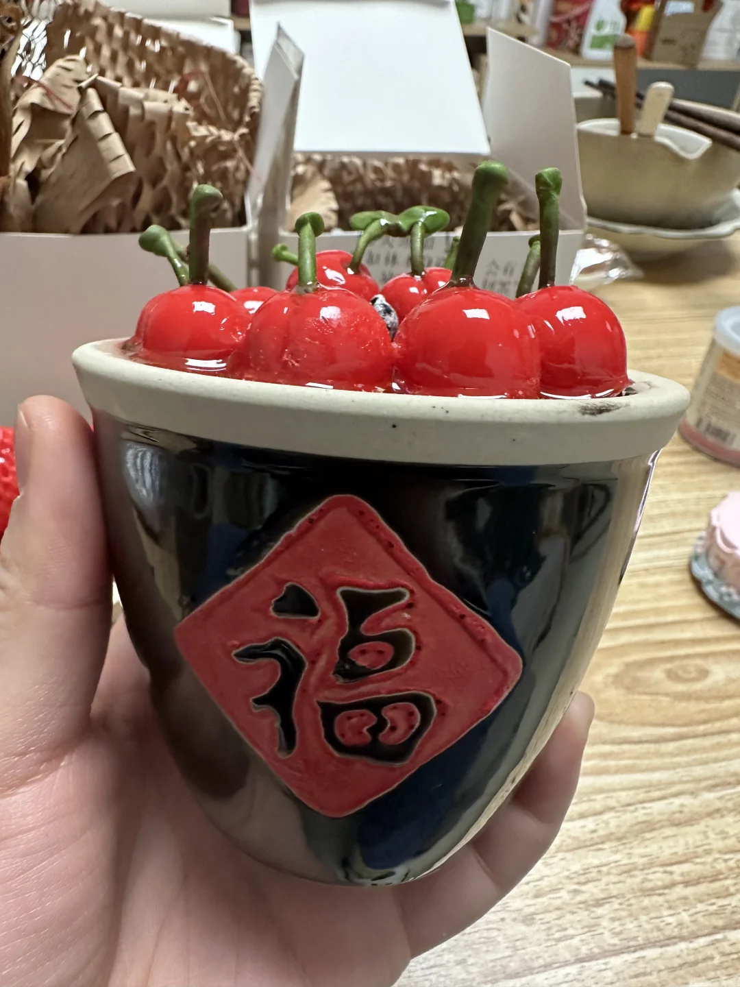 出纯手工摆件草莓缸、樱桃缸