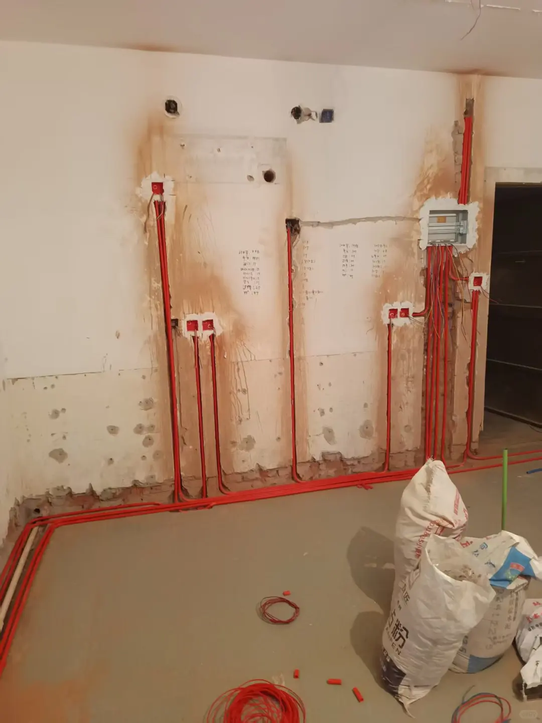 老小区改造 | 水电大改!把老破小改成梦中情