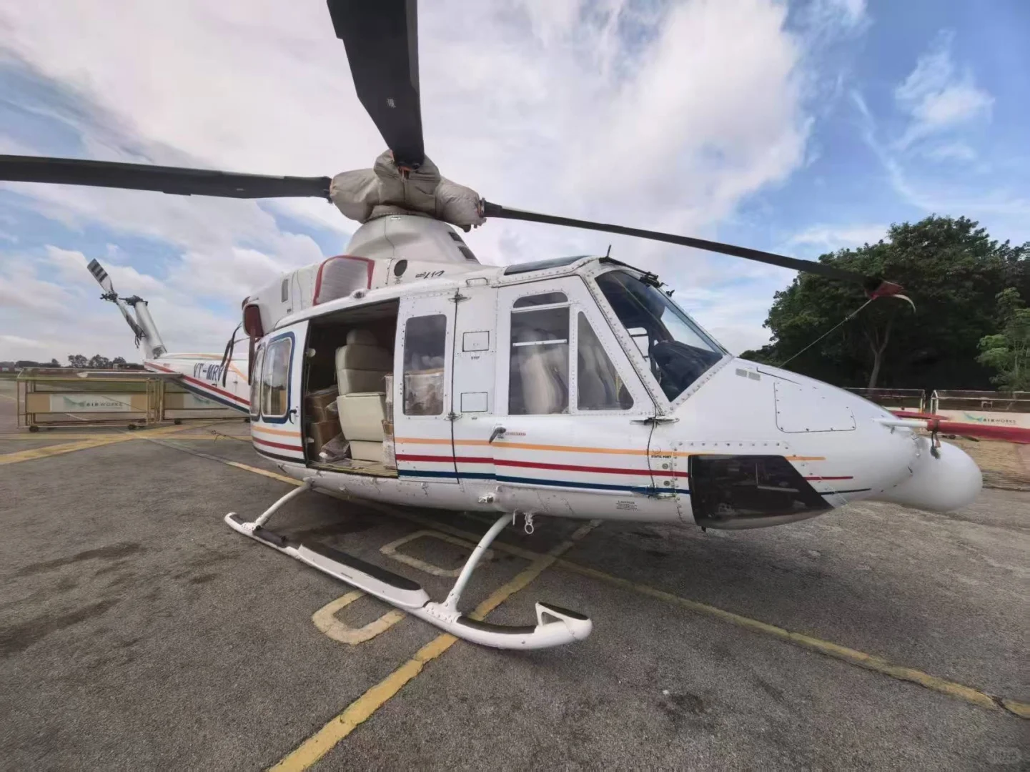 贝尔412EP进口清关放行顺利送货