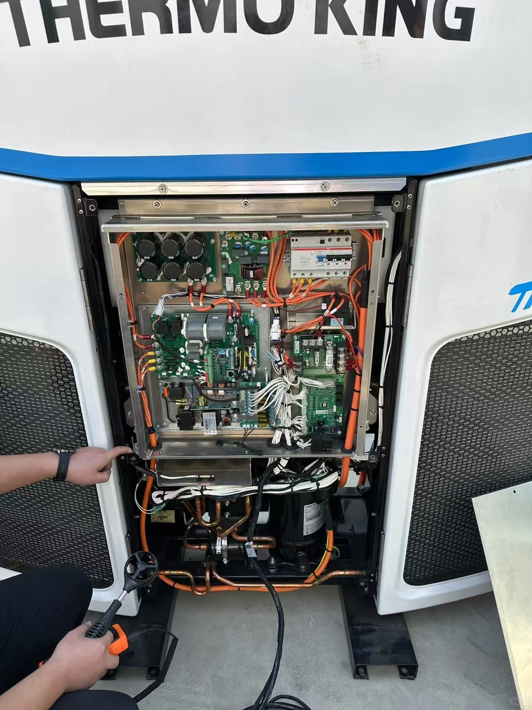 公路冷链运输设备