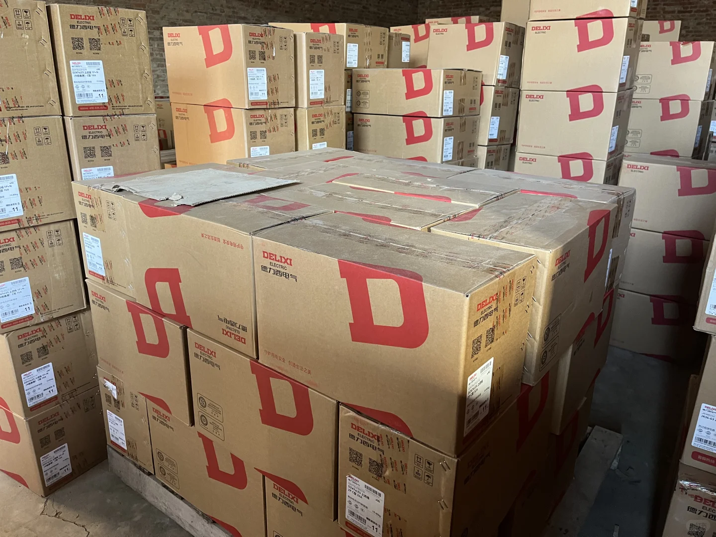 正规德力西一级代理商