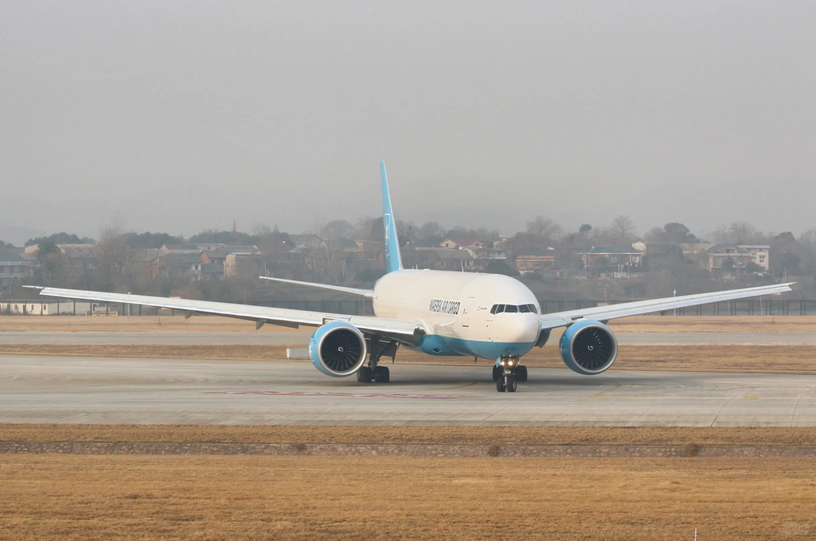 鄂州机场解锁马士基777货机
