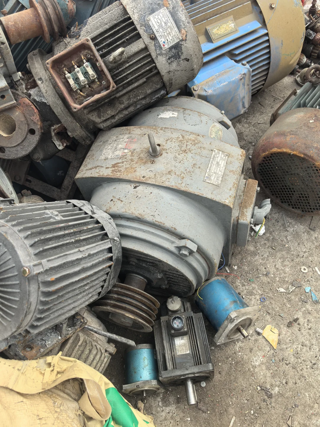 长安废旧设备回收废电机回收废马达回收