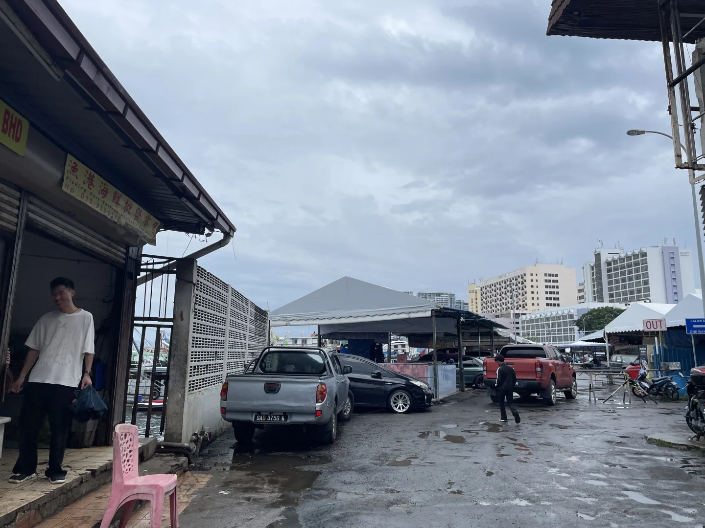 亚庇中央市场买海鲜