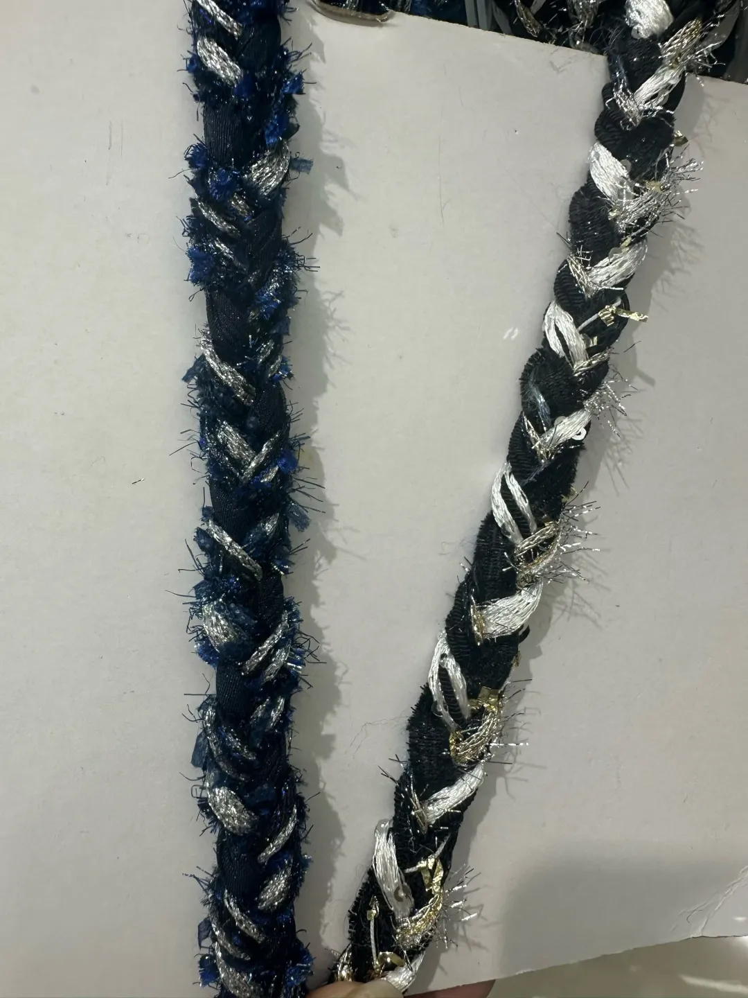 布料不好，辅料来凑