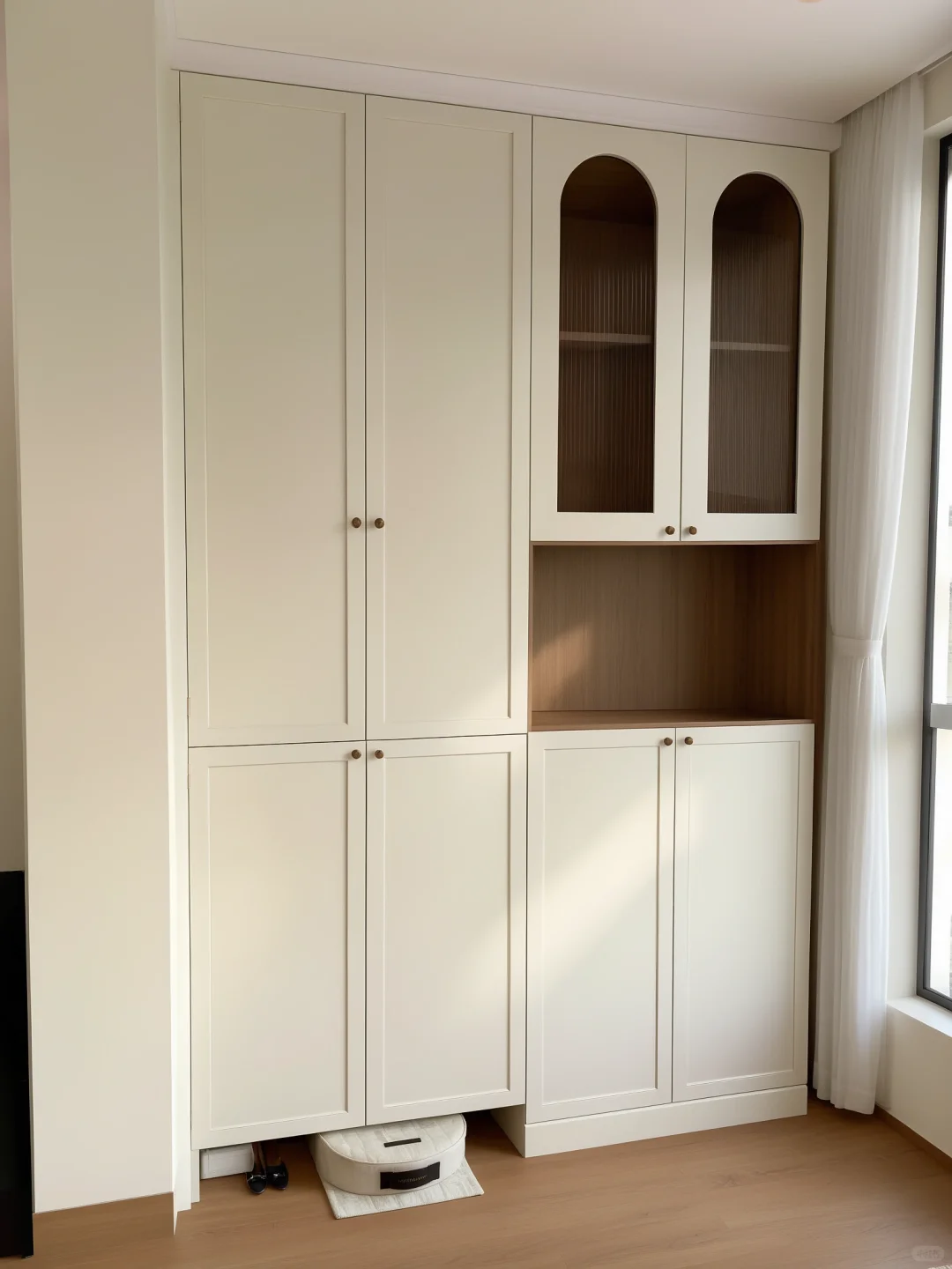 比冬天先到的是我心心念念的全屋定制柜！！