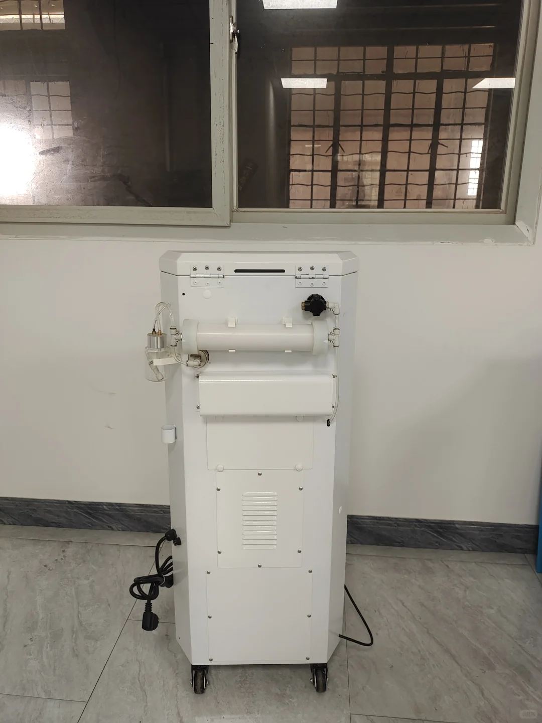 牙科技工台｜可移动防尘喷砂机打磨机一体