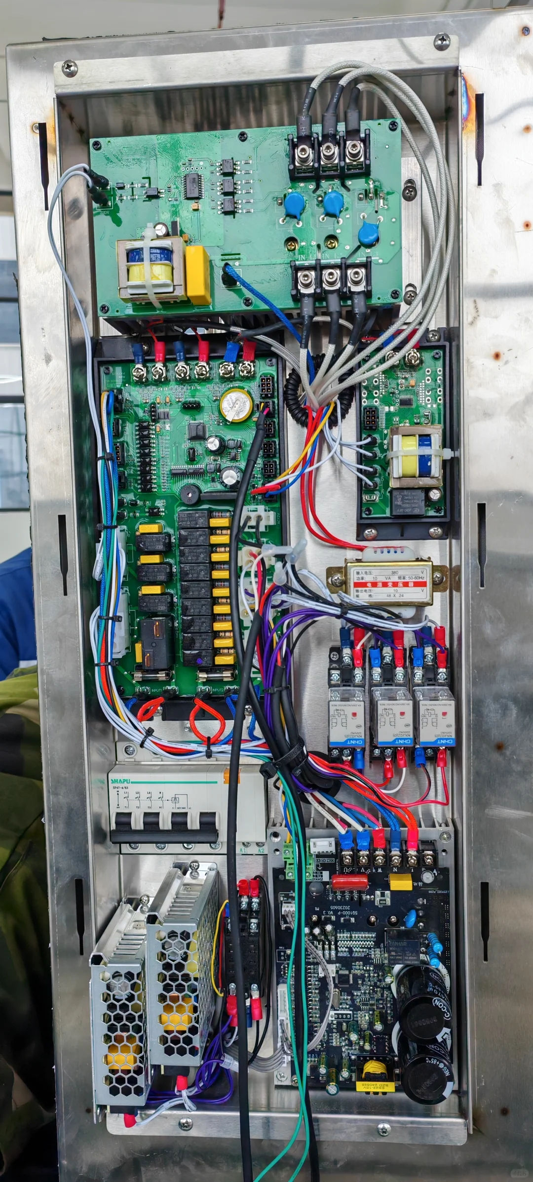 玉林电工师傅上门维修