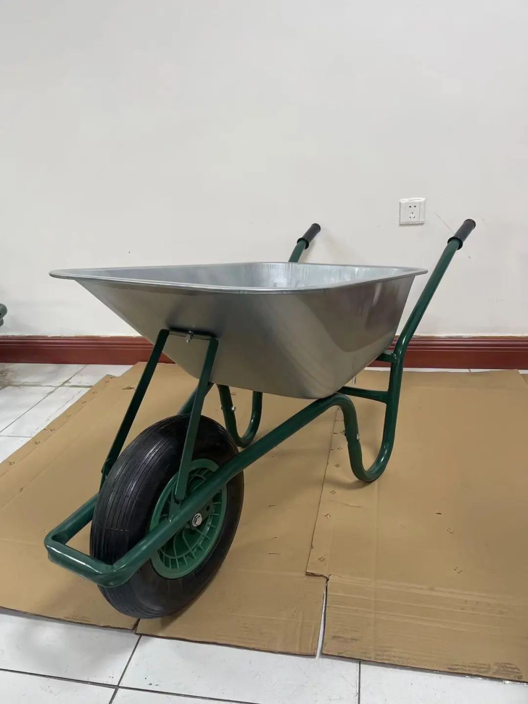 厂二代接管工厂的第一天