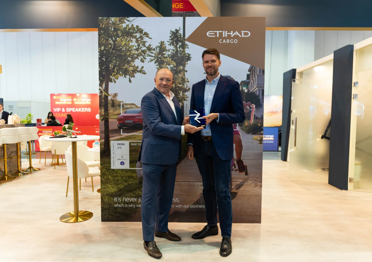 特力博×阿提哈德货运 共拓东南亚航空网络