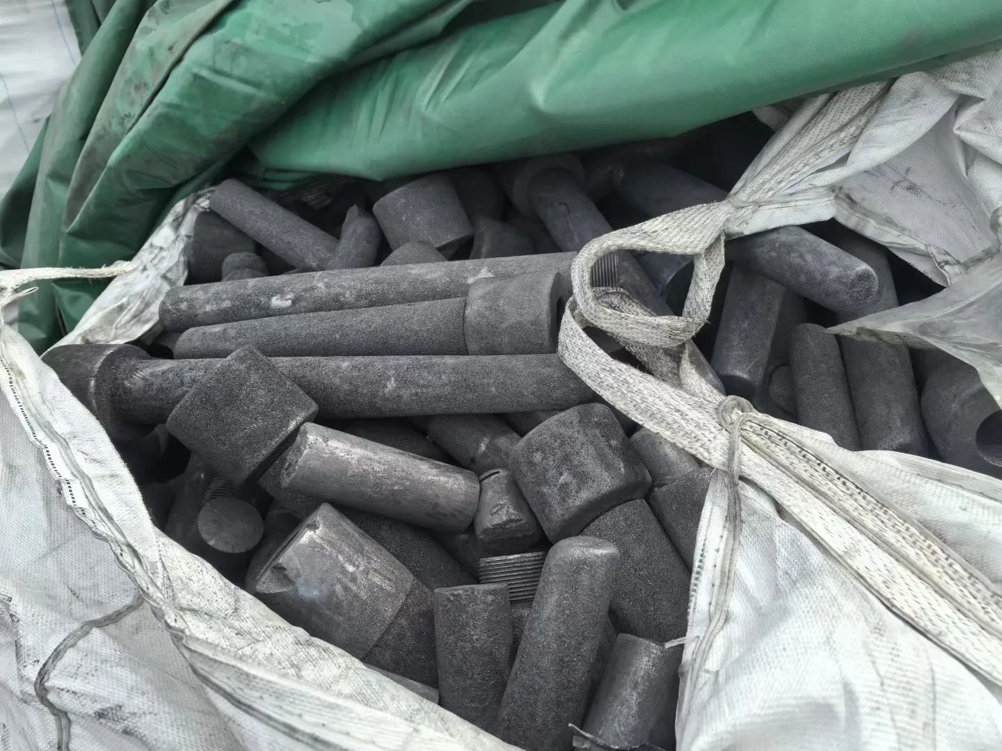 废旧石墨电极回收，石墨冷凝器回收