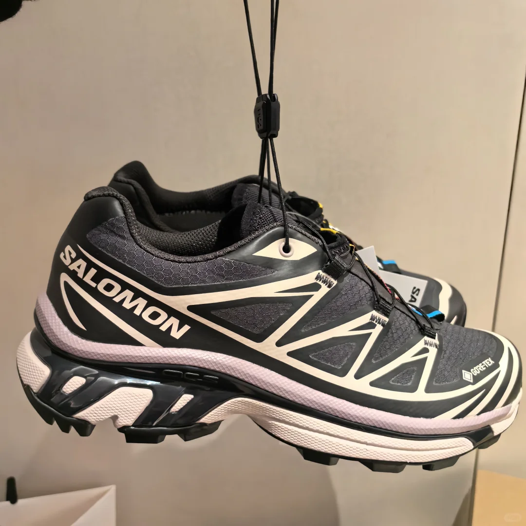 真的好喜欢我的新鞋～～～