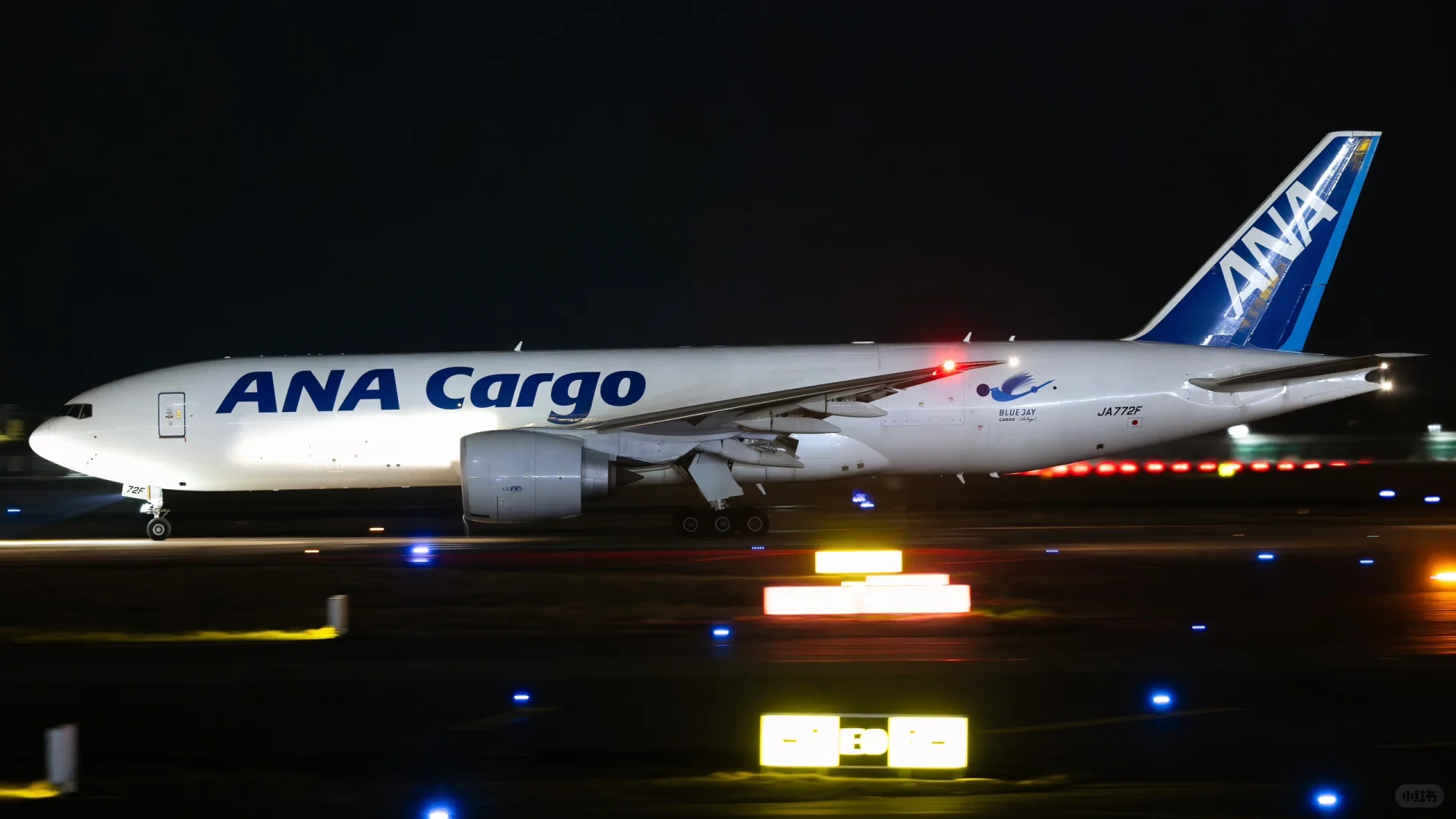 浦东一夜有多精彩✈️走进货机的世界