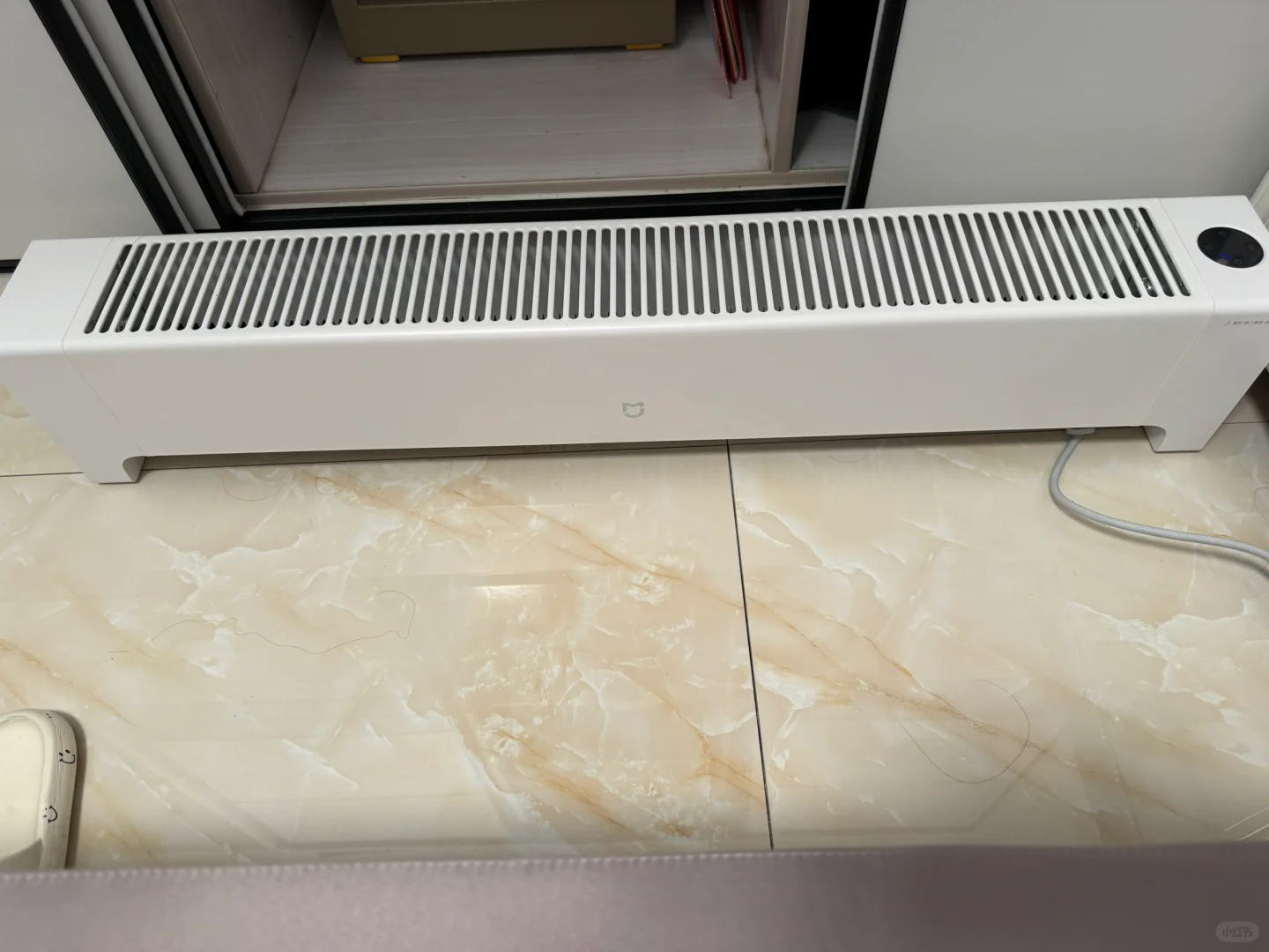 小米石墨烯踢脚线使用感受（图二是用电明细）