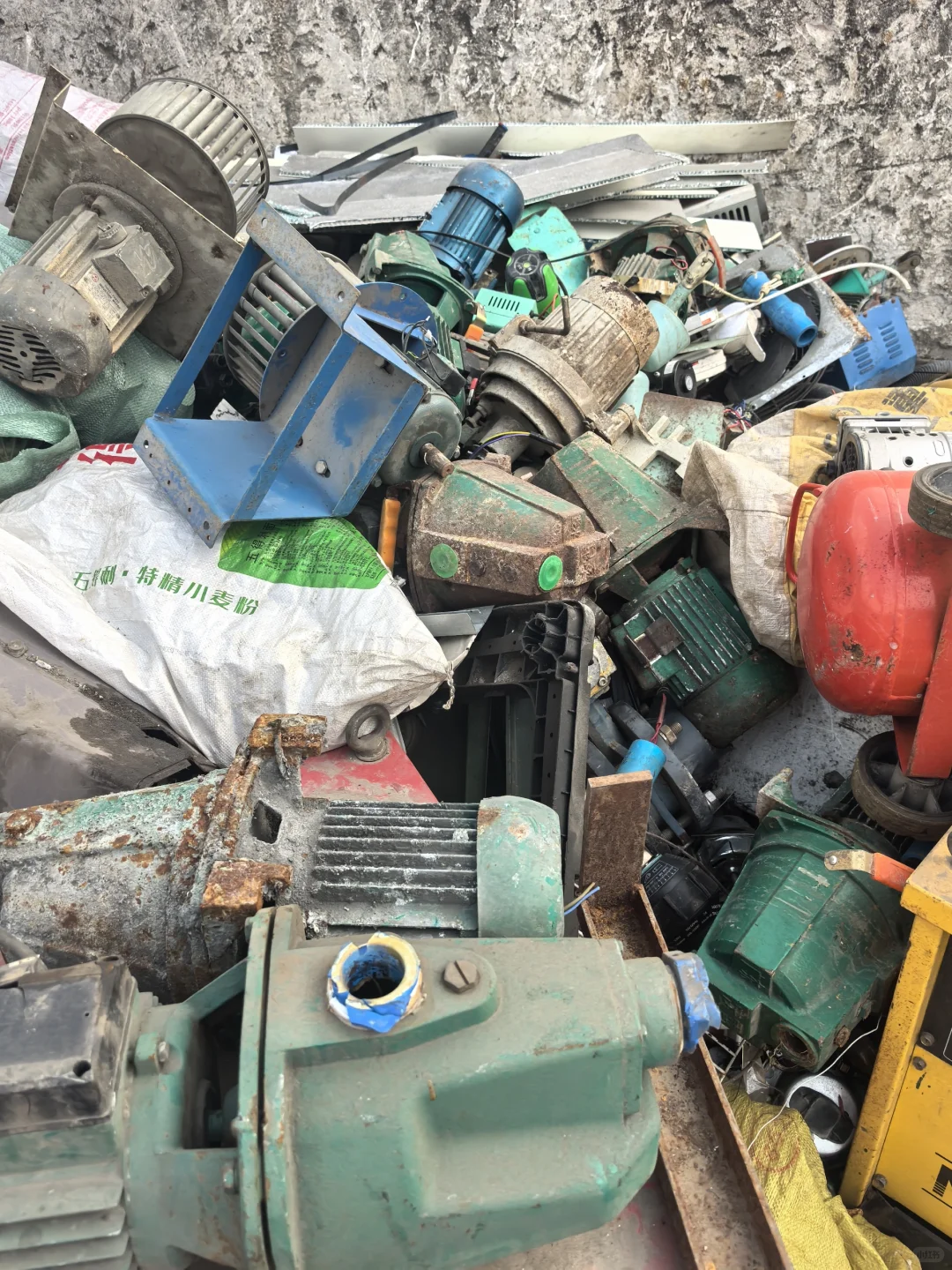 长安废旧设备回收废电机回收废马达回收
