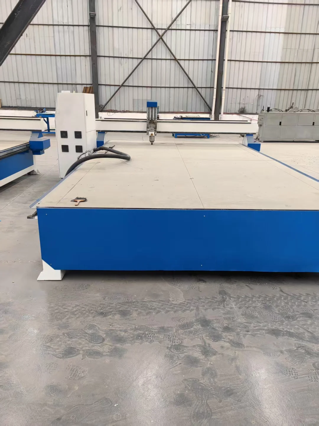 厂二代们，有需要雕刻机的吗？