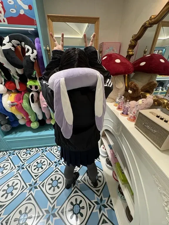 人生就是自残自恋自慰自杀自作多情