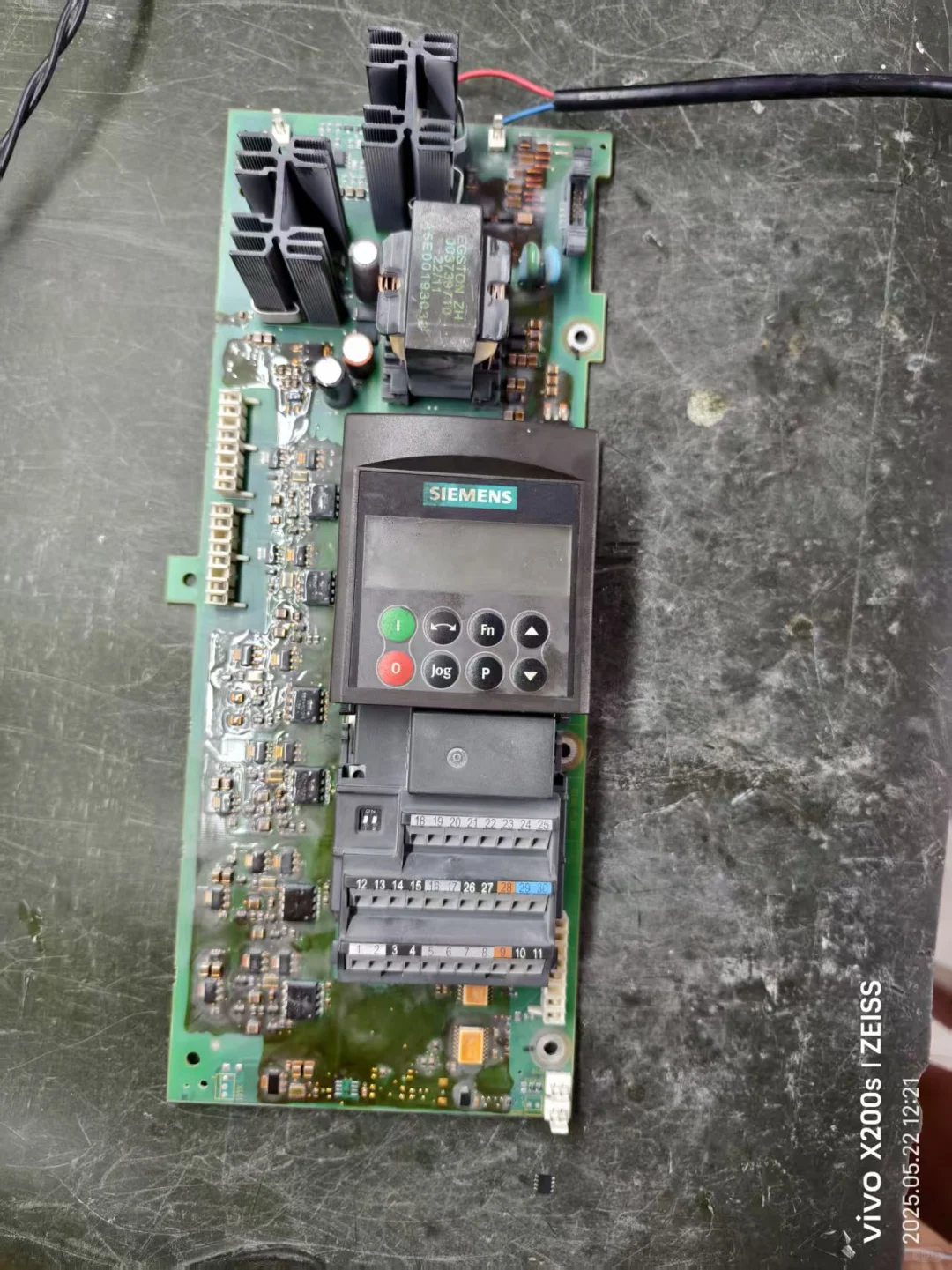 洛阳洛龙区三菱变频器运行电机抖动