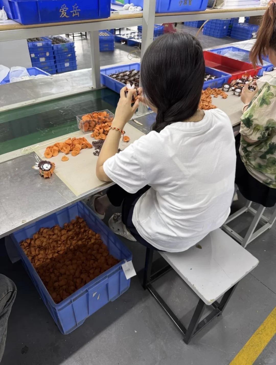 纸盒包装小厂长白班坐班一个月5200