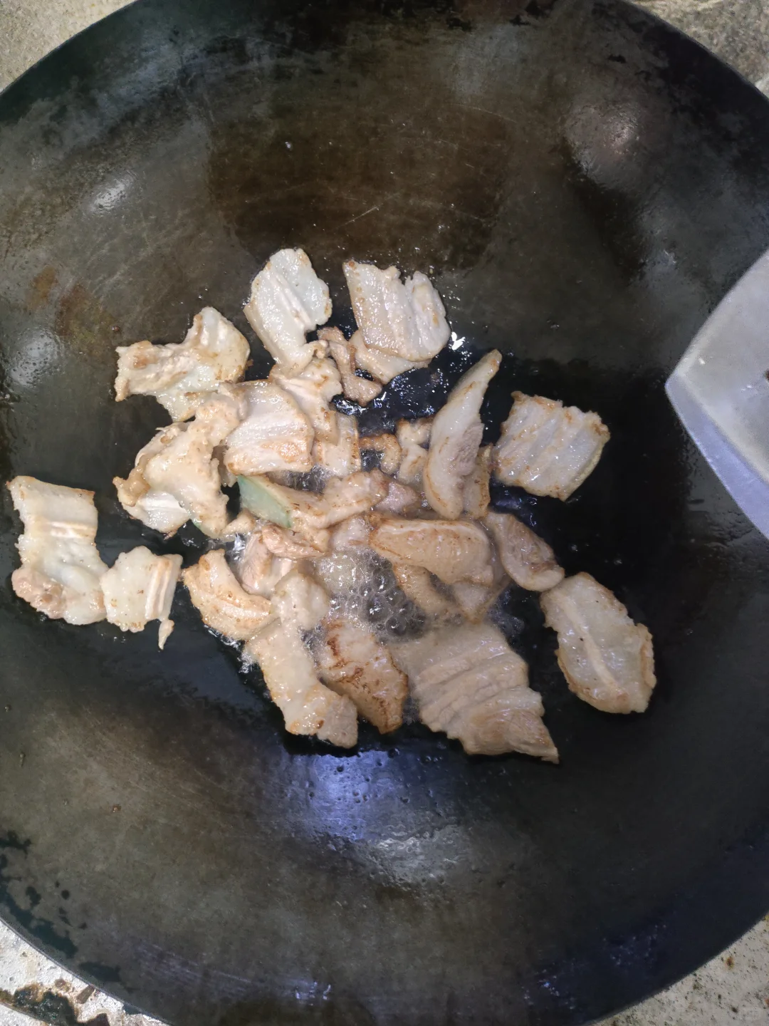 今晚炒个窝笋炒肉，有人想吃吗