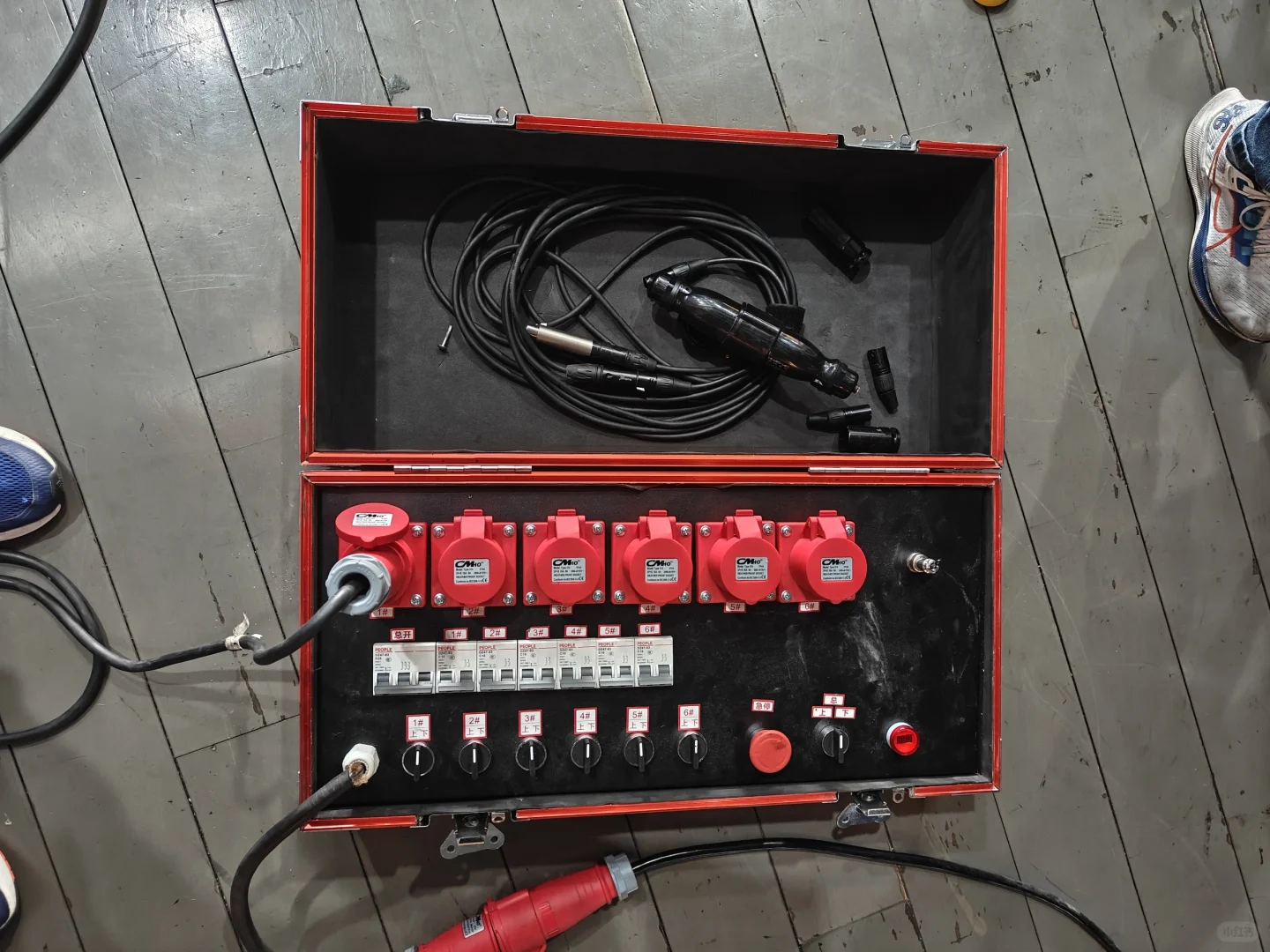 舞台机械控制台（部分），你还见过哪些控制