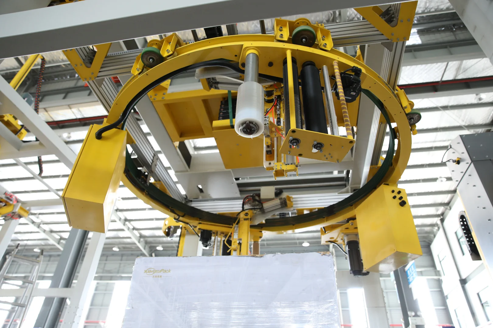 高速环式缠绕机:智能包装时代的效率革命