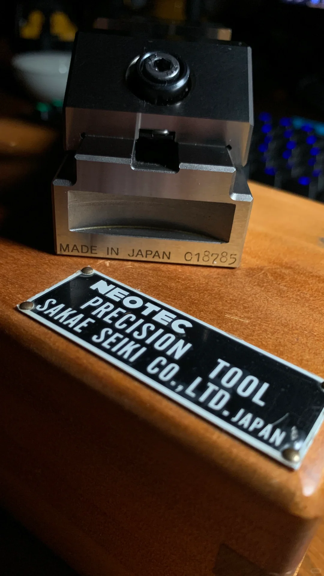 日本精密小台钳