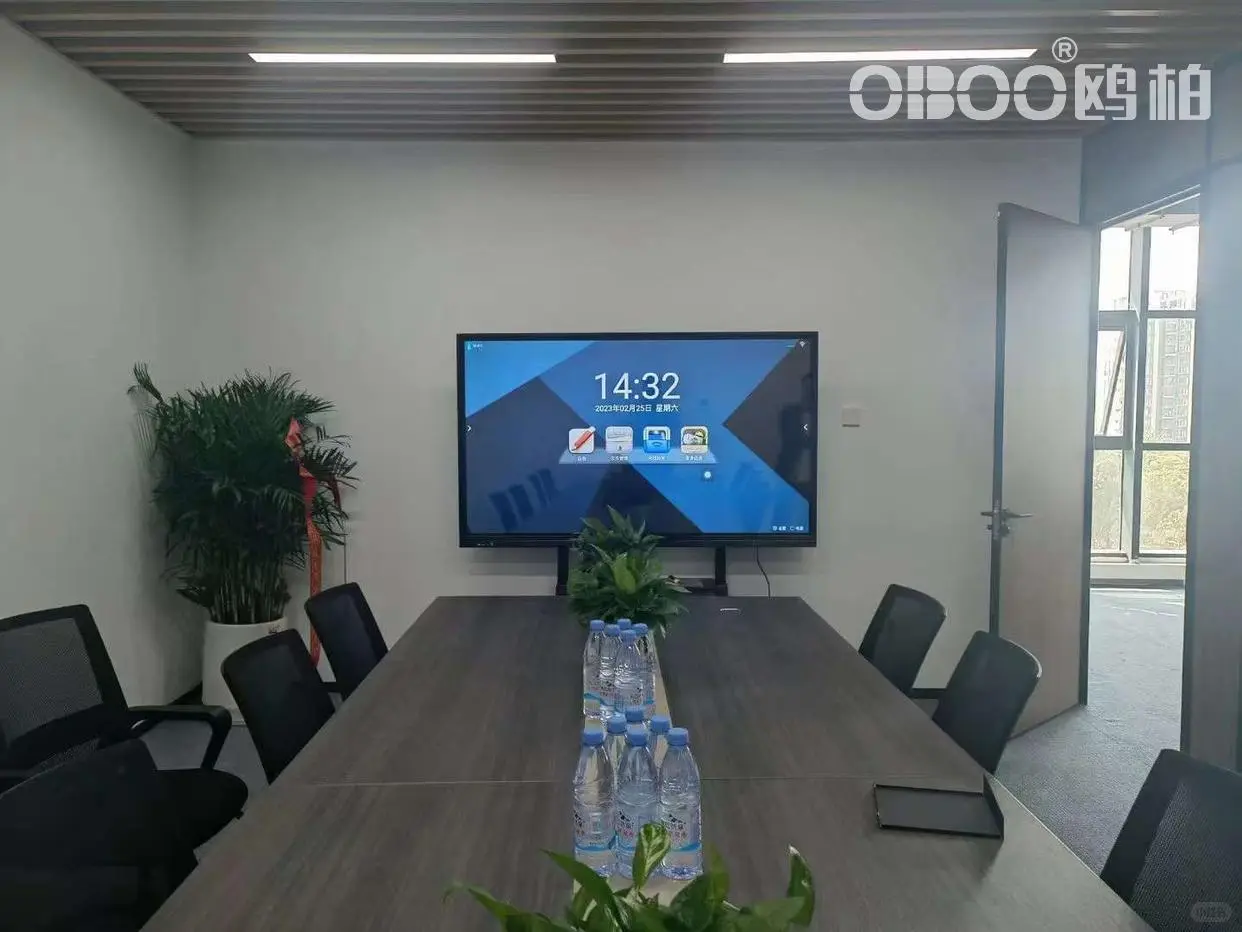OBOO鸥柏丨教学会议一体机车间用电子白