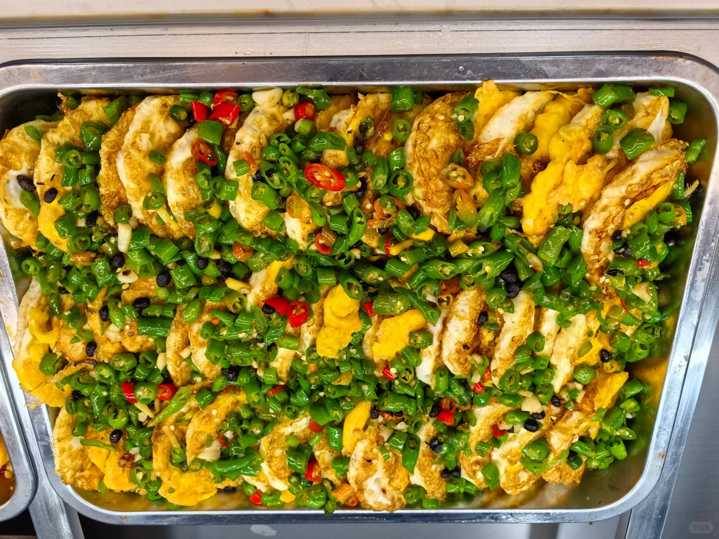 快来工厂饭堂干饭！！！