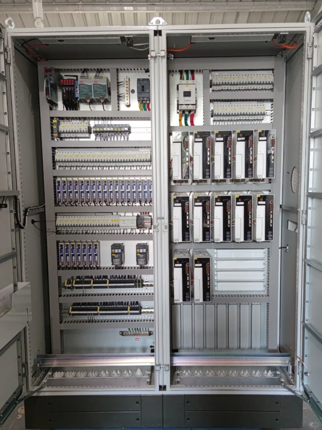 滁州PLC控制柜、电气控制柜、编程调试。