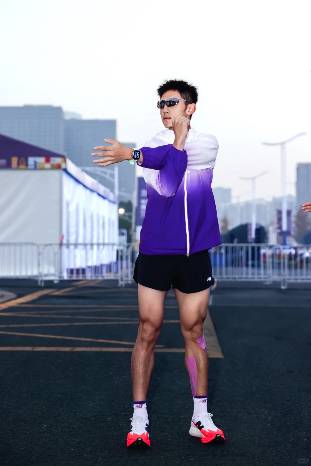 北大金融男跑南京马拉松P(跑)B(崩)了!