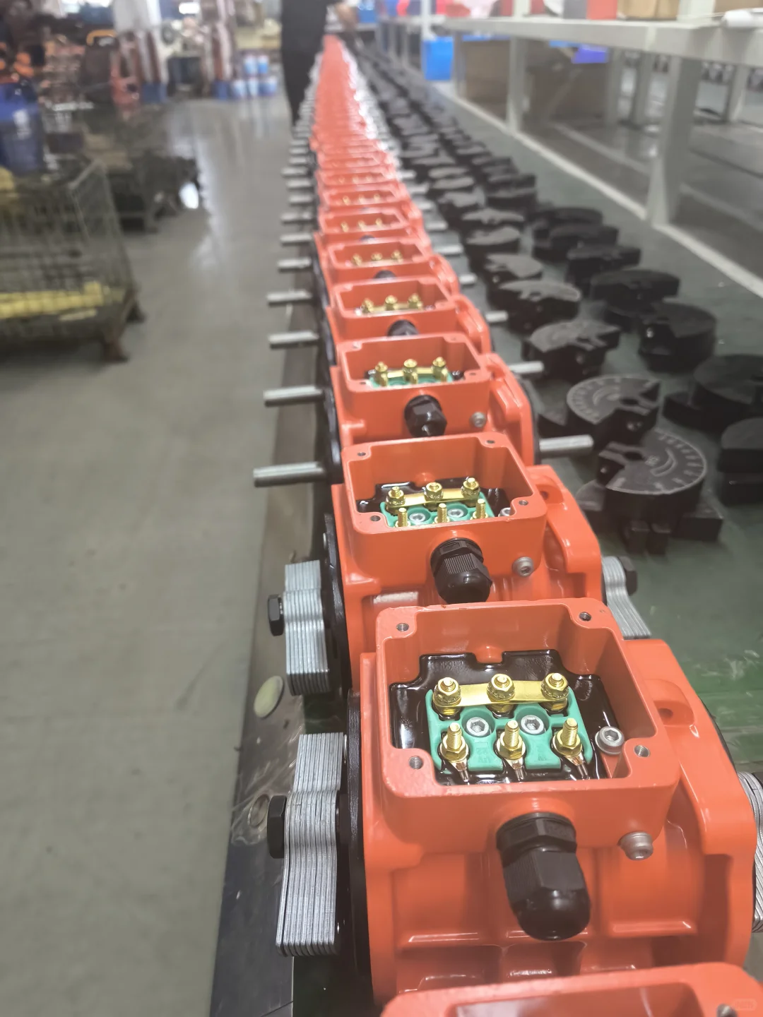 精密振动制造中心｜打造工业级振动设备专业