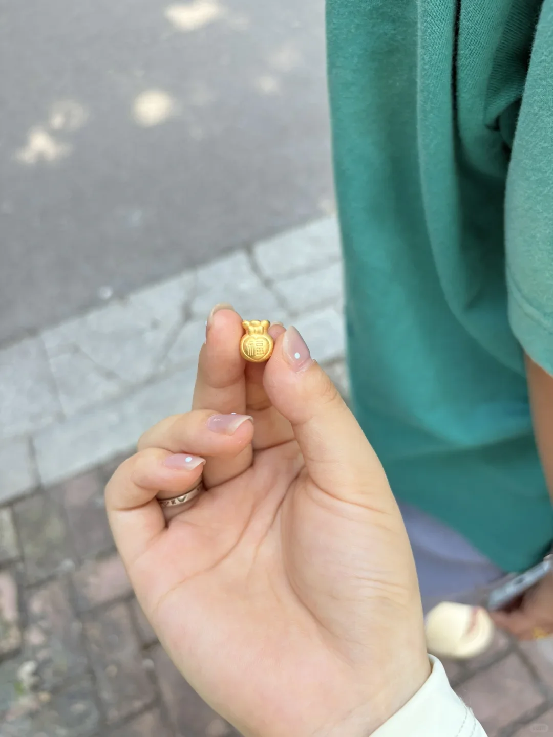 石家黄金回收太赚了吧!跑6公里收1克