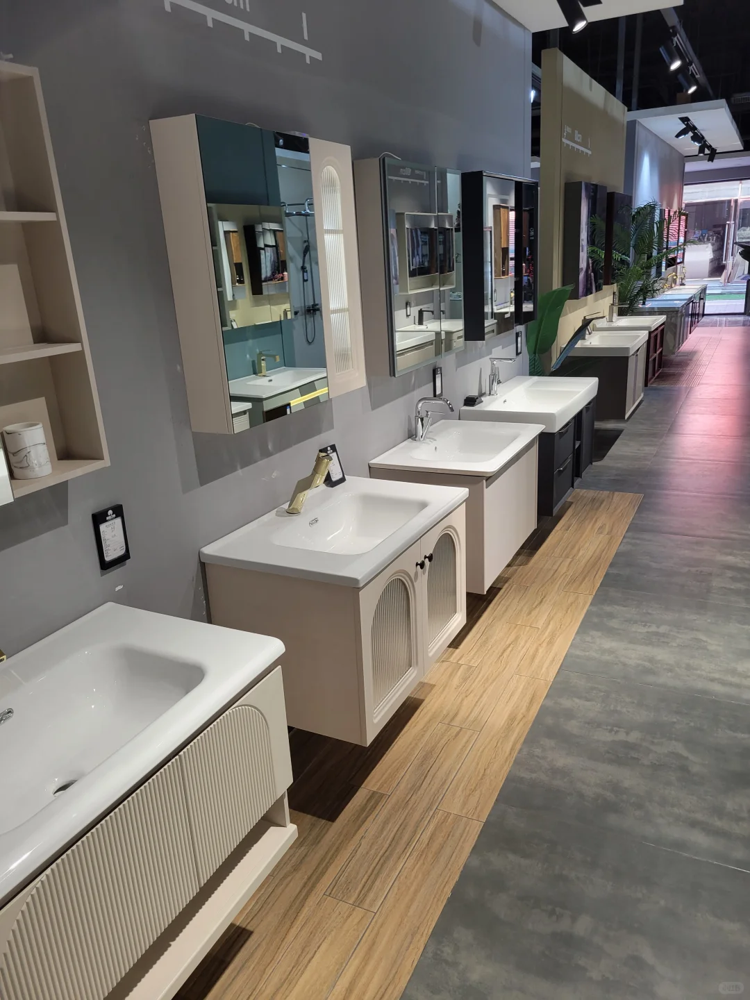 别墅装修日记05:卫浴，瓷砖，橱柜的选择