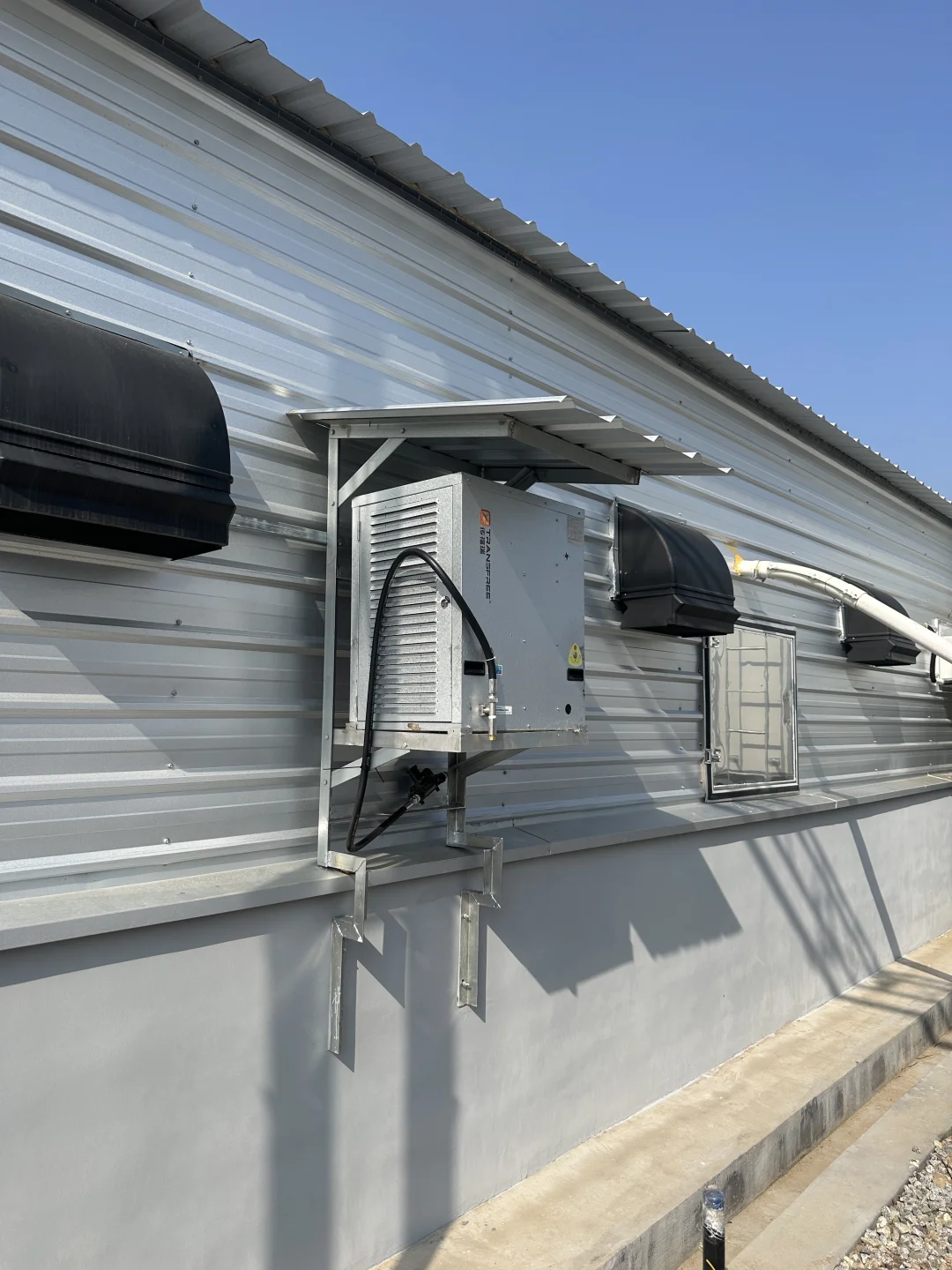 传福瑞暖风机、加热器、供暖设备、养殖设备